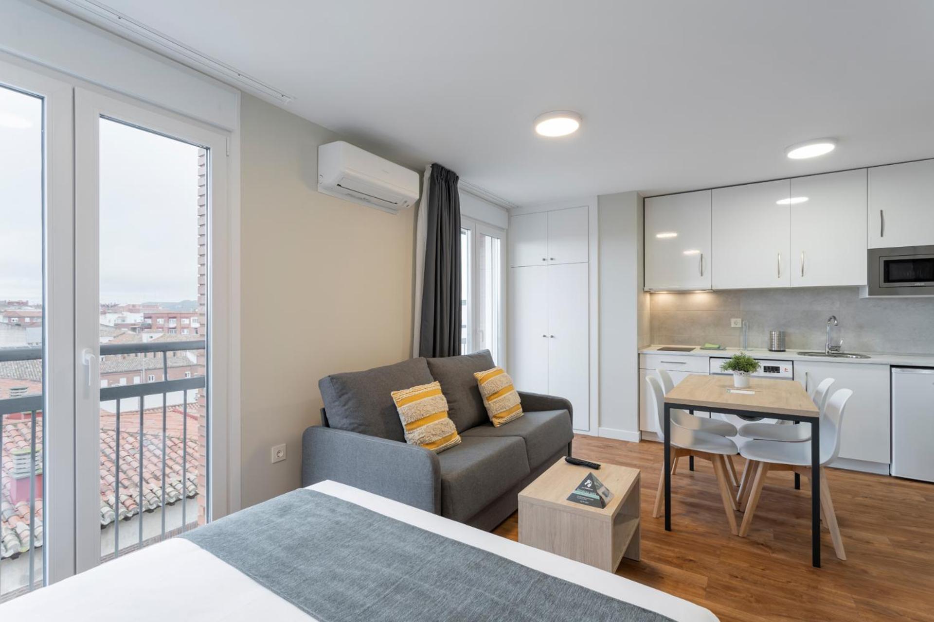 Alda Palencia Catedral Aparthotel Kültér fotó
